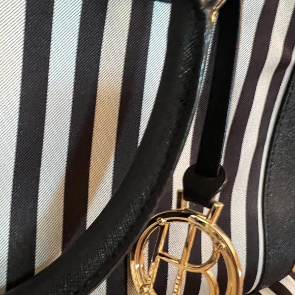 Henri Bendel Miss Bendel Striped Caryall Bag - Picture 3 of 14